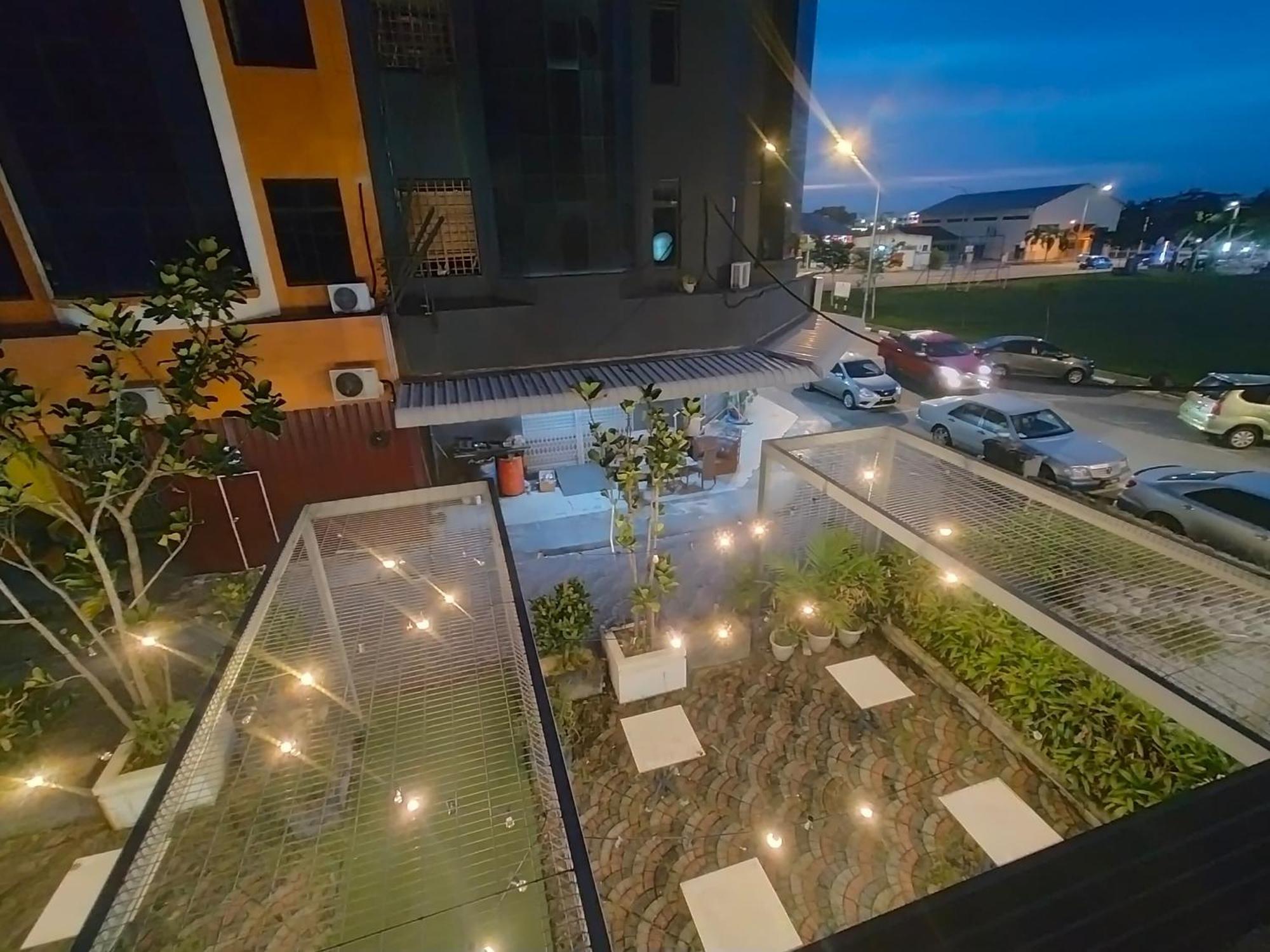 The Grace Hotel Muar Esterno foto
