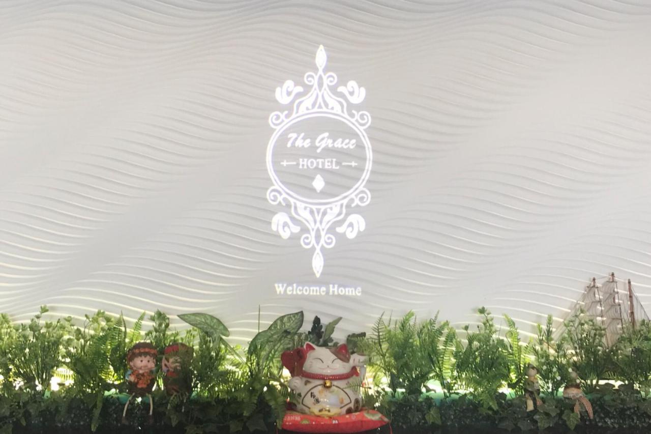 The Grace Hotel Muar Esterno foto